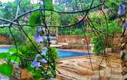 Kolam Renang 7 Myhouse Resort