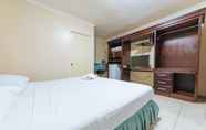 Bedroom 2 RedDoorz @ Clarkview 21st Street Angeles City