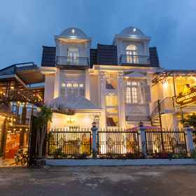 Exterior / Building 1 Green Meadow Hotel & Villa - O'TEL, Truc Lam Zen Monastery Hotels