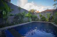 Swimming Pool Tira By Sabda