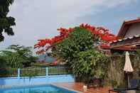 Swimming Pool Vang Vieng Galaxy Hotel