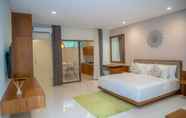 Bedroom 7 D'Green Kuta by ARM Hospitality