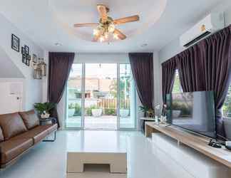 Lobi 2 Baan Kiang Lay Phu View Hua Hin Art Gallery Pool Villa