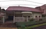 Exterior 3 Sunny Guest House Lembang