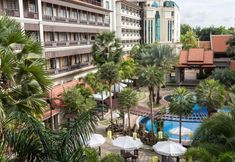 外部的 2 Empress Residence Resort & Spa