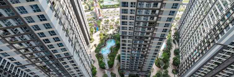 Lobby Luxury Saigon Stay - Vinhomes Central Park