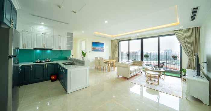 Bedroom Vinhomes D'Capitale Luxury Apartment 1