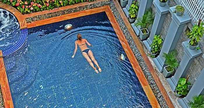 Swimming Pool Bayon Shadow Villa