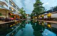 Swimming Pool 2 Lin Ratanak Angkor Hotel