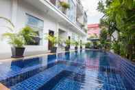 Kolam Renang Saline Angkor Villa