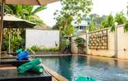 Kolam Renang 4 Bliss Villa