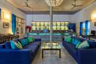 Lobby Blue Lime Hotel