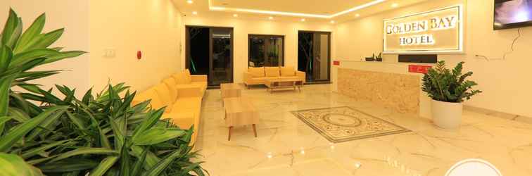 Lobi Golden Bay Hotel