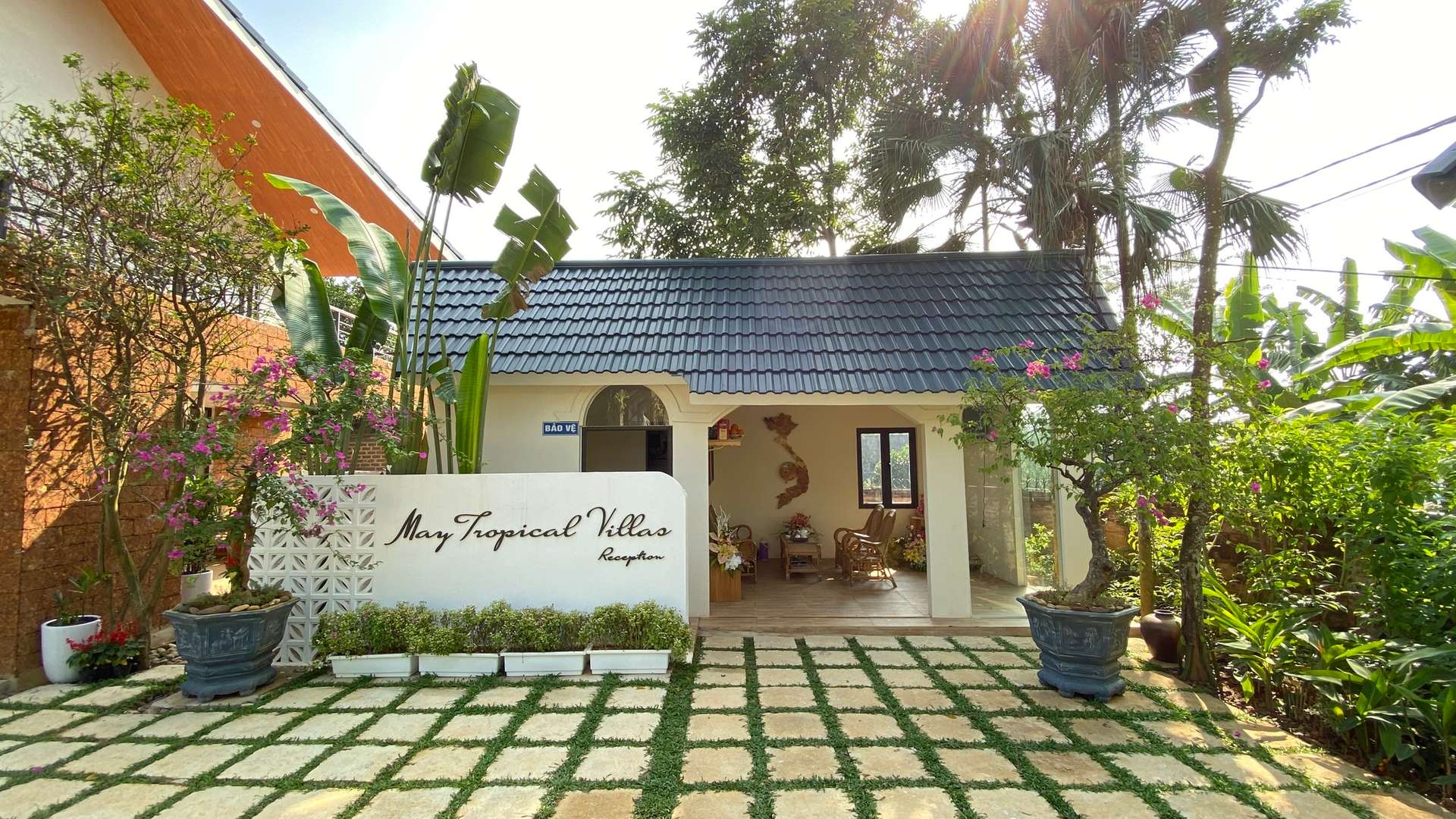 May Tropical Villas - Khách sạn 3 sao ở Ba Vì