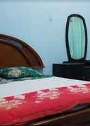 BEDROOM OYO 2503 Griya Alifia Family