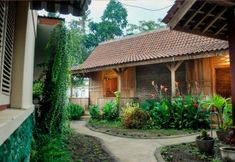 外観 2 Pinarak Homestay Banyuwangi