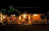 Exterior 3 Pinarak Homestay Banyuwangi