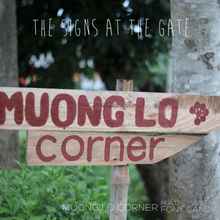 Bên ngoài 4 Muong Lo Corner