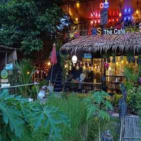 Lobby1ABS The Cafe Hostel,巴空拍西乍能飯店