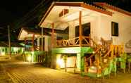 Bangunan 6 One More Night Beach Resort