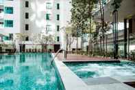 สระว่ายน้ำ Studio Apartment @ Mercu Summer Suites KLCC