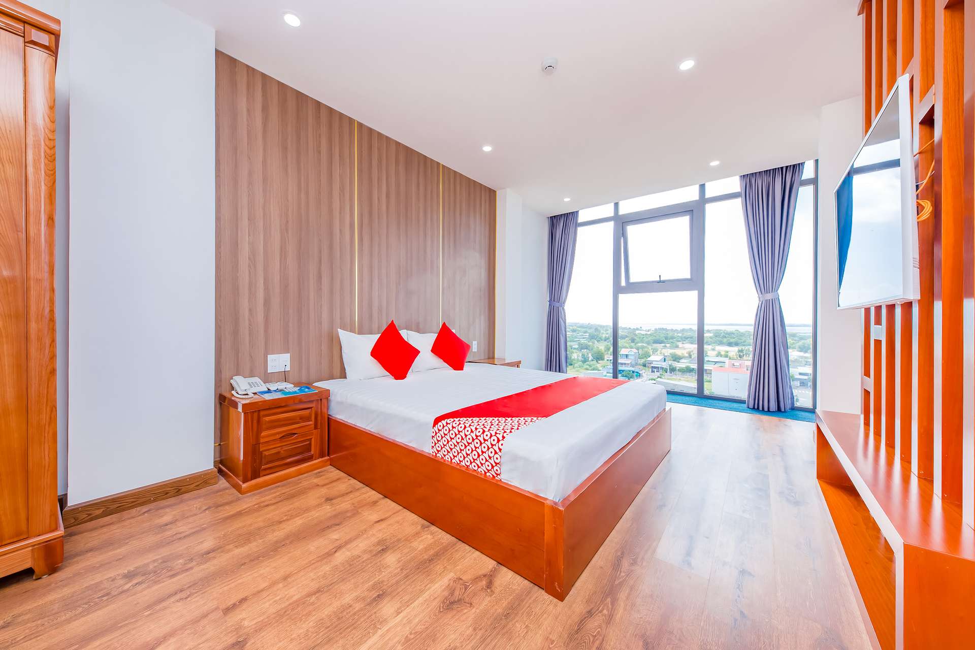 Hoang Sa Bai Dai Hotel - Khách sạn giá rẻ gần sân bay Cam Ranh