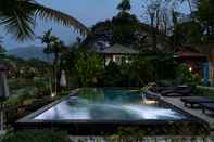 Kolam Renang Rim Pai Cottage