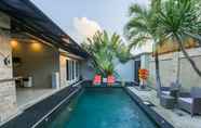 สระว่ายน้ำ 2 Legian Private Villa 