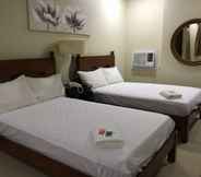 Bedroom 2 Star Hotel Laguna