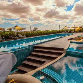 The Twizt Hotel 1, Hotel Phsar Leu Thom Tmey