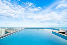 スイミングプール La Stella Halong Hotel