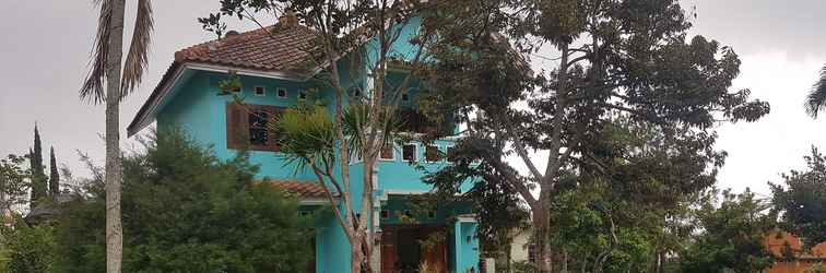 Lobi Villa Kusuma Agrowisata