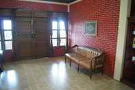 Lobby Villa Bata Merah