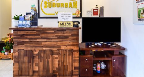 로비 2 Suburban Villa