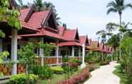 Bangunan 2 Holiday Villa