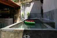 Kolam Renang Sela Stay