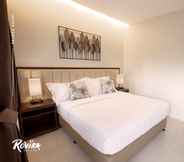 Bedroom 5 Rovira Suites