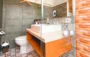 Toilet Kamar 3 Radha homestay