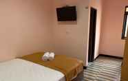 Bilik Tidur 5 Mama Guest House