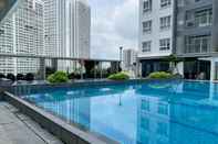 Swimming Pool Happy Life Apartment