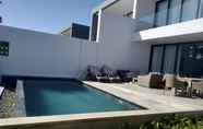 Swimming Pool 2 3BR Beachfront Villa - Sanctuary Ho Tram