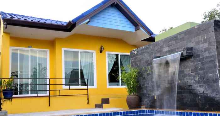 Swimming Pool Serene Villa Phuket