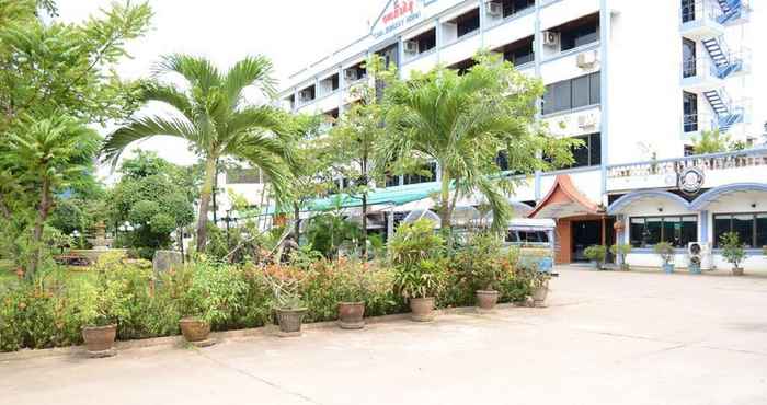 Exterior Vientiane Chaleunxay Center 