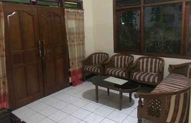 Lobi 2 Sirin Karya Homestay