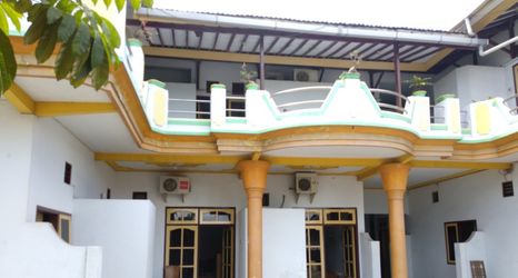 Exterior 2 SPOT ON 2717 Hotel Angsa Lestari