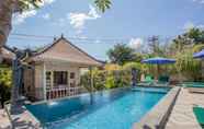 Kolam Renang 3 221 Garden Cottages