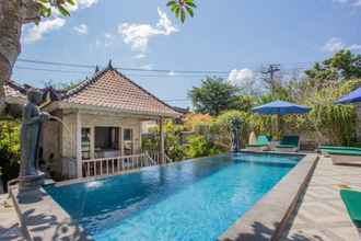 Hồ bơi 4 221 Garden Cottages