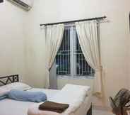 Kamar Tidur 2 SLIPI-HOLIC