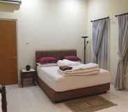 Kamar Tidur 5 SLIPI-HOLIC