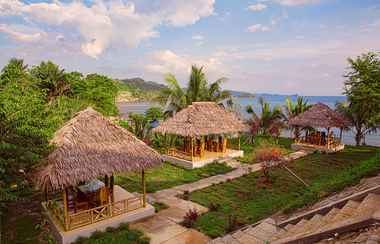 วิวและสถานที่ท่องเที่ยวใกล้เคียง 2 Krakatau Kahai Beach Hotel